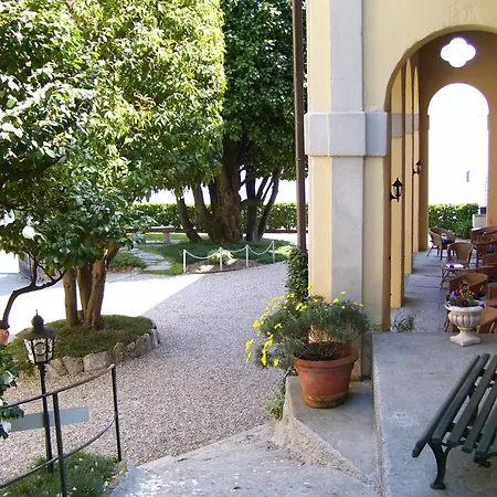 La Mirabella Hotel