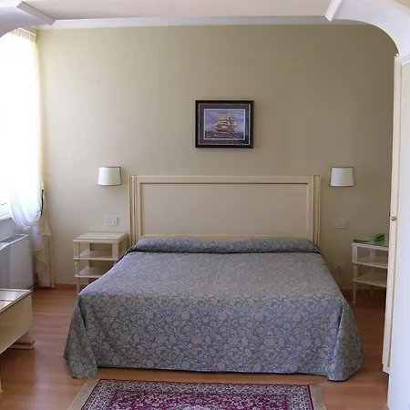 Hotel La Mirabella 3*