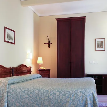 Hotel La Mirabella 3*