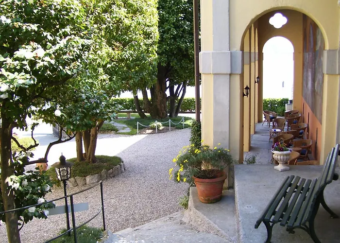 La Mirabella Hotel